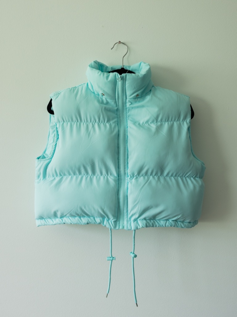 Cropped Aqua Puff Vest